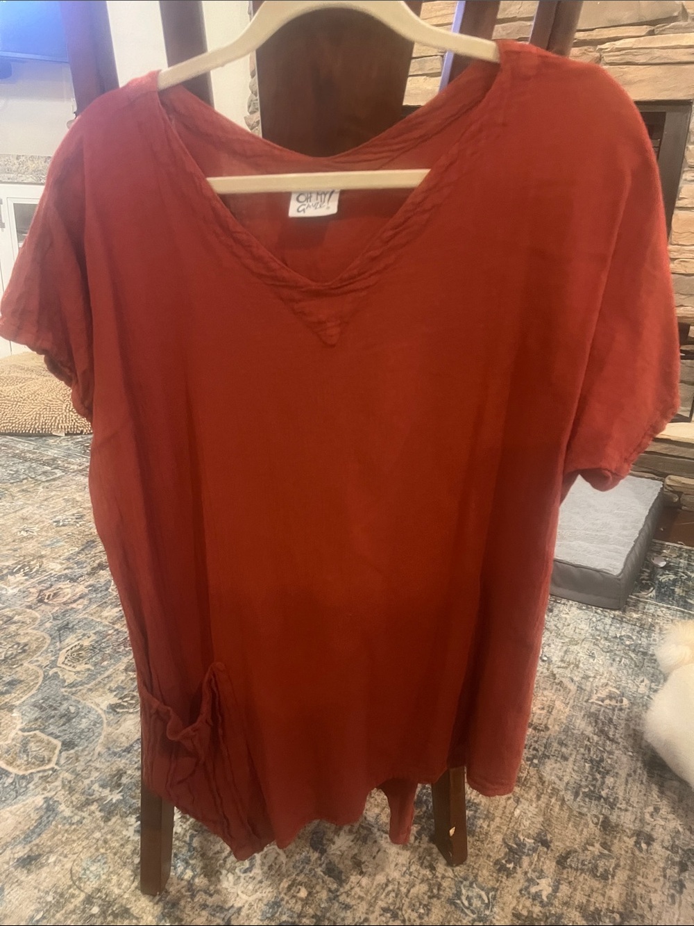 Oh My Gauze! Rust Red Crinkled V-Neck Short Sleeve Tunic